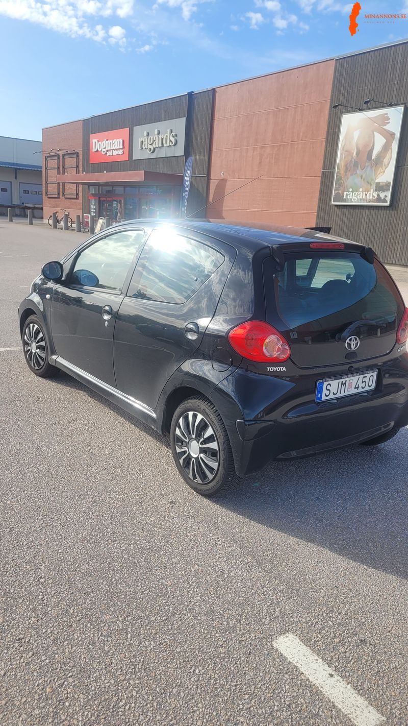toyota-toyota-aygo-10-12v