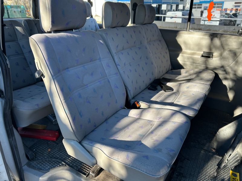 vw-caravelle-buss-8-sits-1997