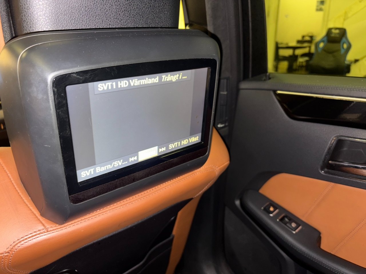 mercedes-benz-e-63-amg-t-amg-speedshift-mct-525hk-2011