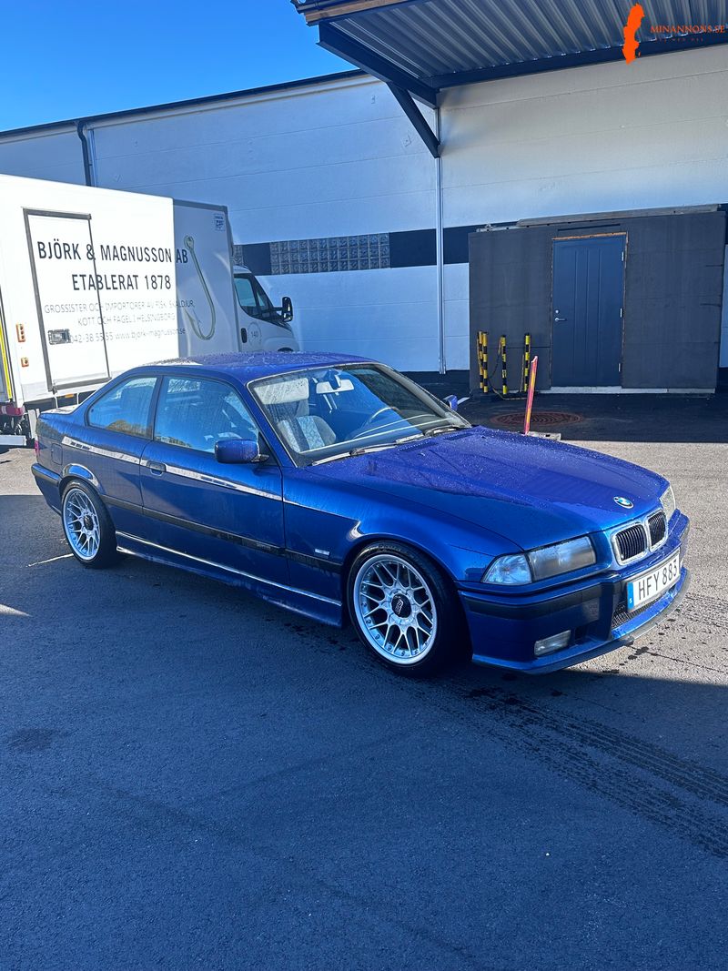 bmw-e36-328i-manuell-coupe-m-sport