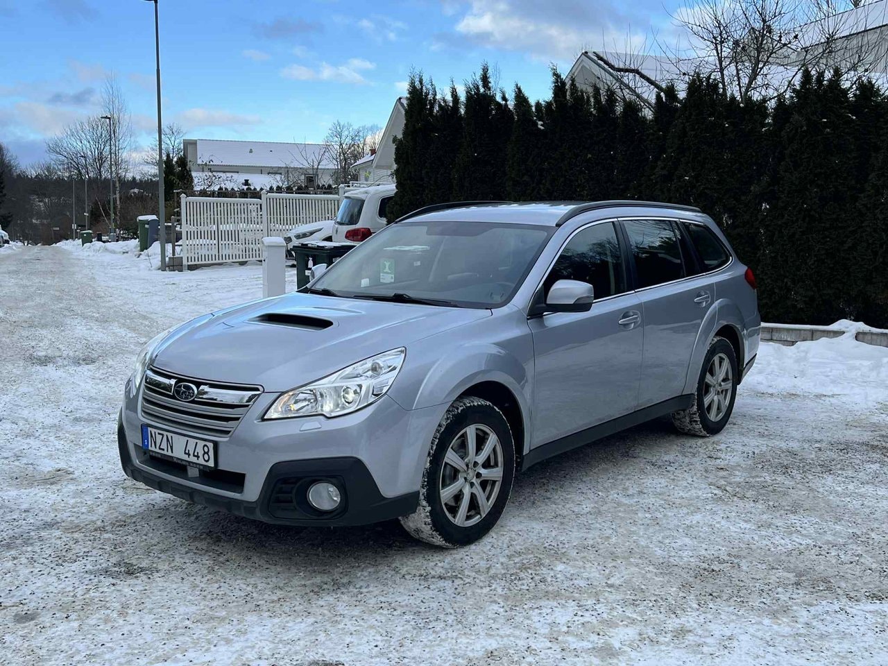 subaru-outback-20-4wd-lineartronic