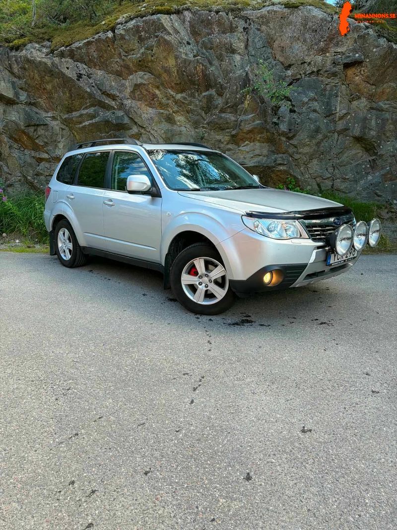 subaru-forester-20-bensin-16v-awd