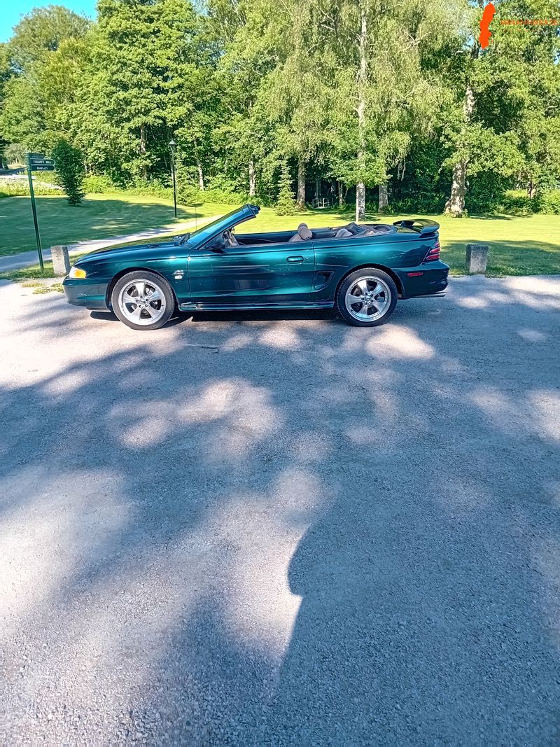 ford-ford-mustang-gt