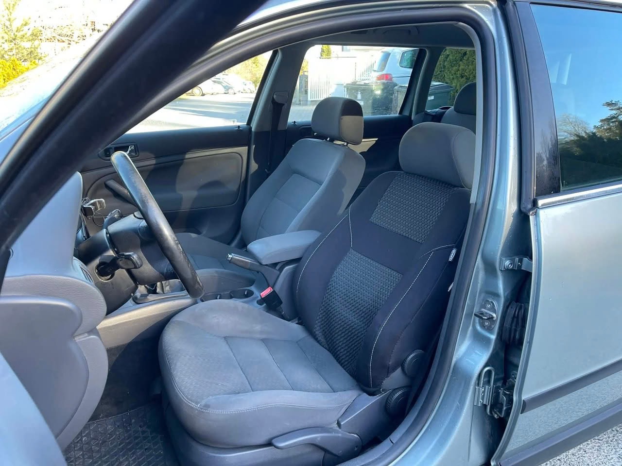 volkswagen-passat-variant-18-t