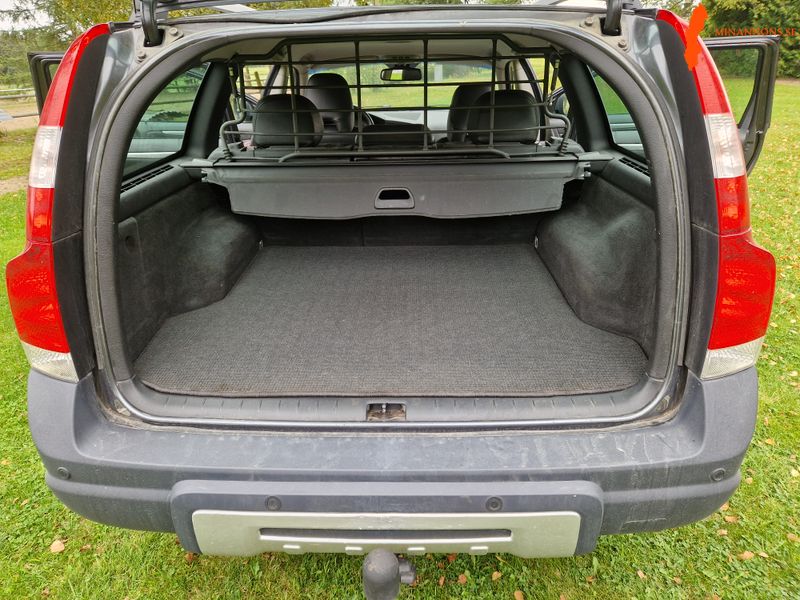 volvo-volvo-s-xc70-d5-24-awd