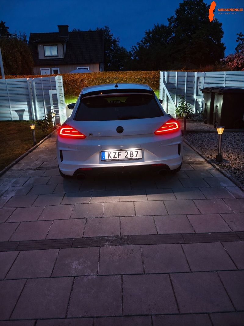 volkswagen-scirocco-r-20-tsi