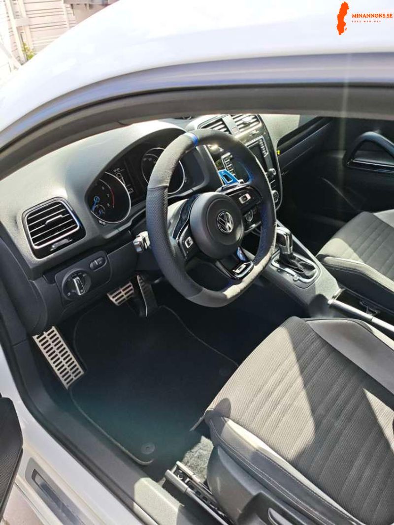 volkswagen-scirocco-r-20-tsi