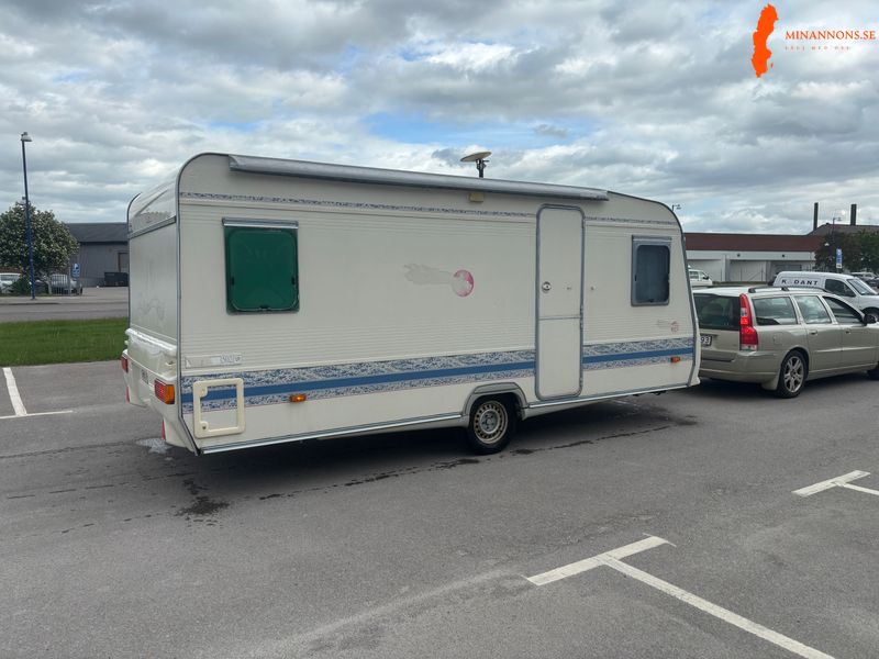 adria-uncia-b-502up-nybesiktigad1999fortaltmarkisdusch