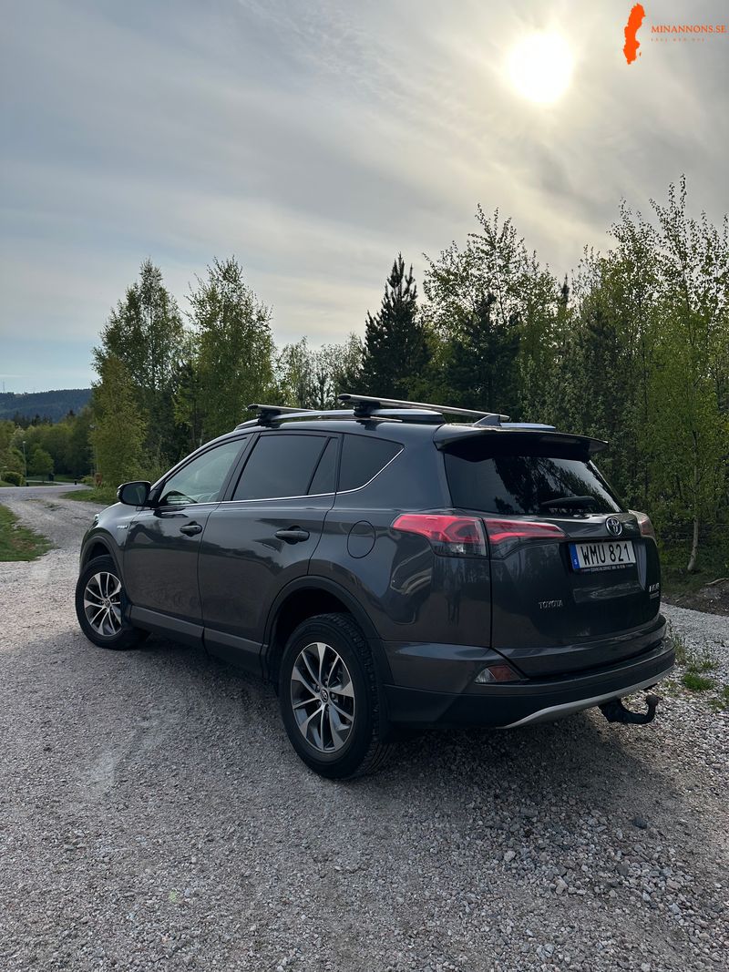 toyota-toyota-rav4-25-hybrid-awd-i
