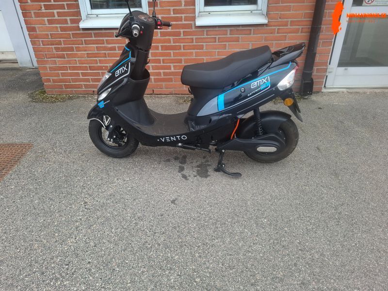 elmoped-arsmodell-2024-e-sun-3