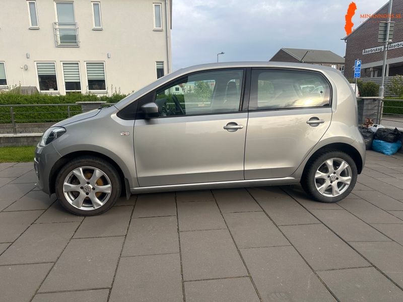 volkswagen-up-10-12v-fwd