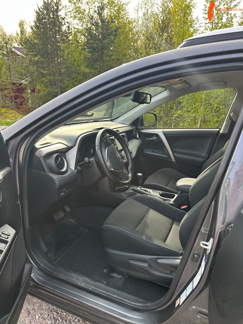 toyota-toyota-rav4-25-hybrid-awd-i