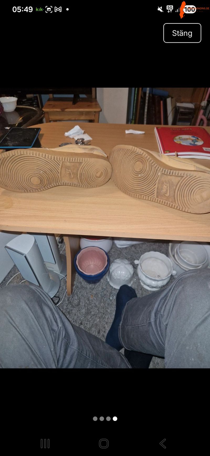 beige-nike-sneakers-i-mocka