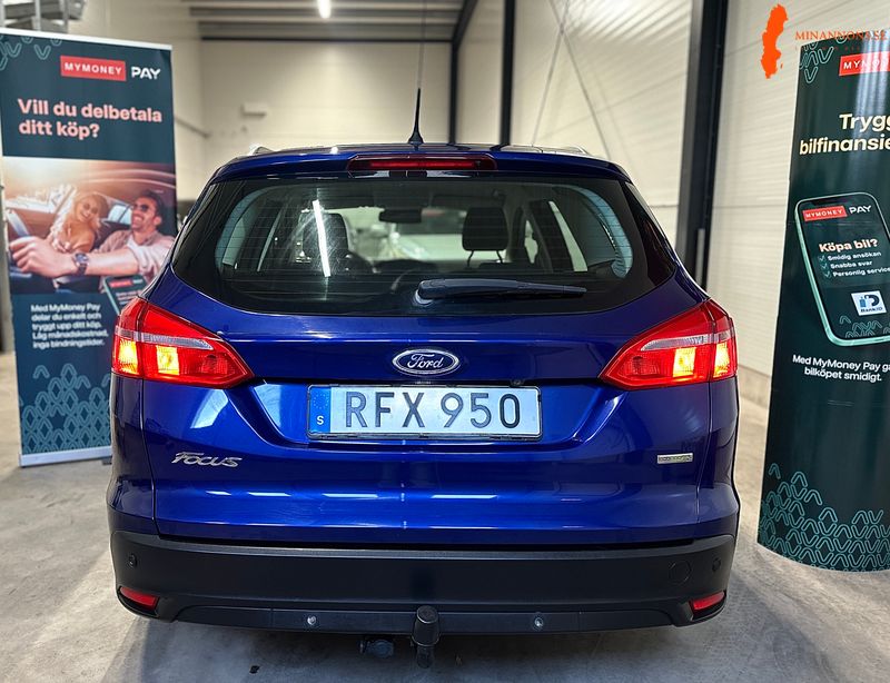 kombi-10-ecoboost-titanium-euro-6-dragkrok