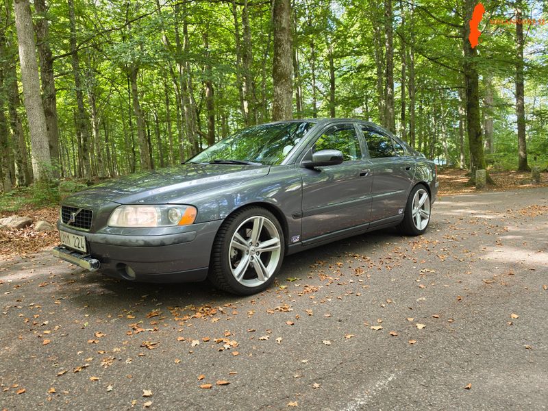 volvo-volvo-r-s60-25t-20v-fwd