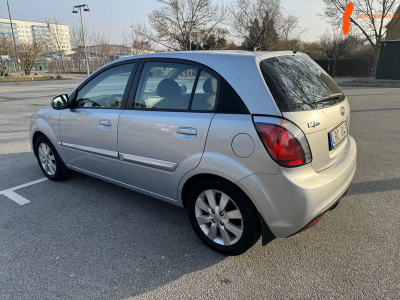 kia-rio-14-sport-nybesiktad