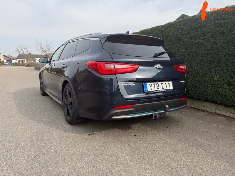 kia-optima-plug-in-hybrid-sport-wagon-automat