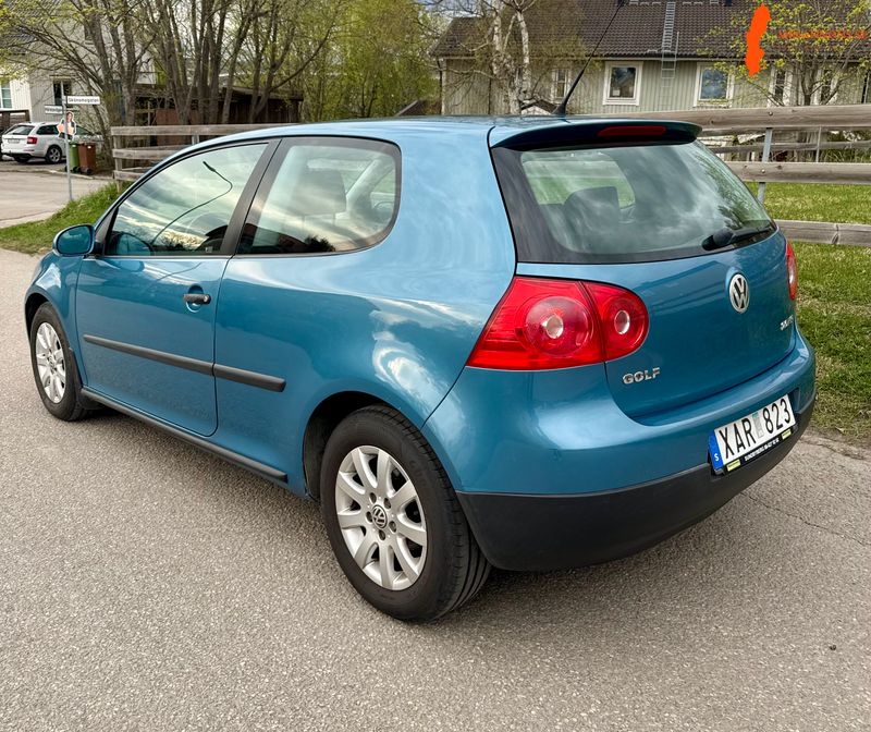 volkswagen-golf-v-20-fsi-150hk