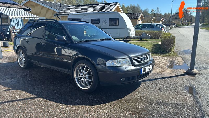 Audi A4 1,8 2001 bensin manuell