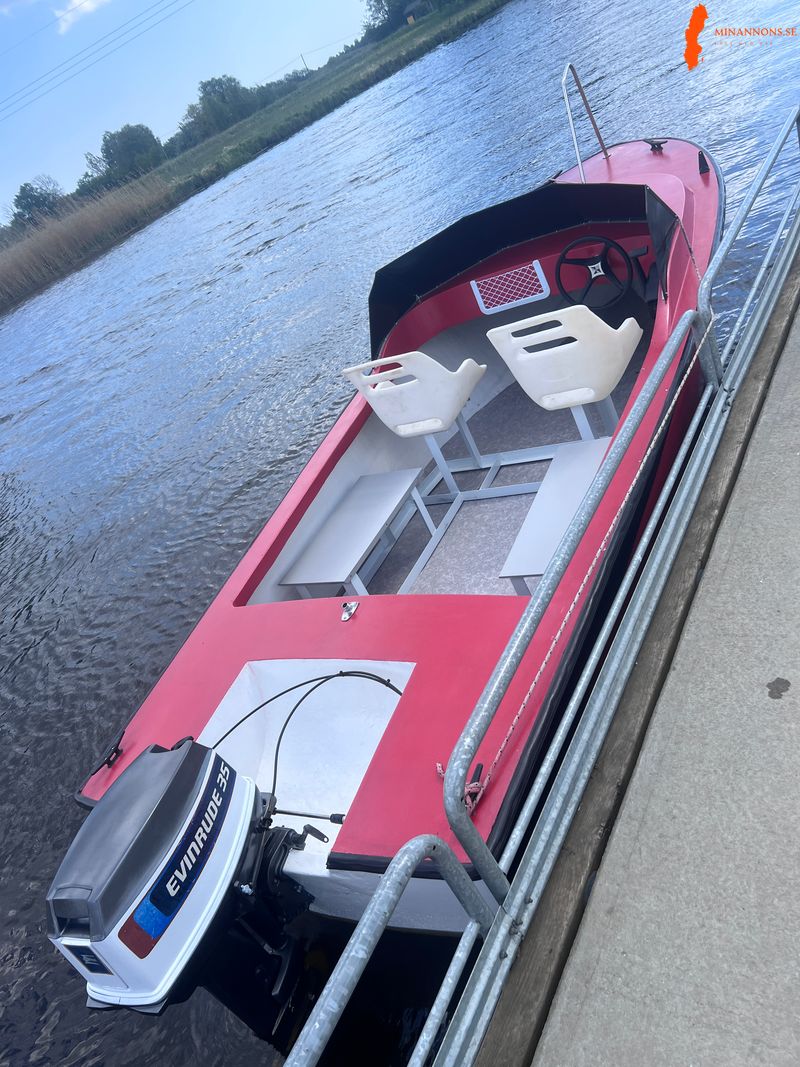 Motorbåt Evinrude 35 nyrenoverad