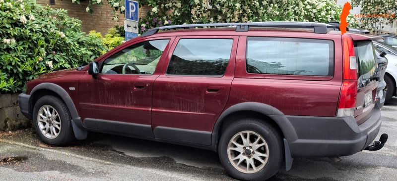 Volvo VOLVO S + XC70 2.5T 20V AWD