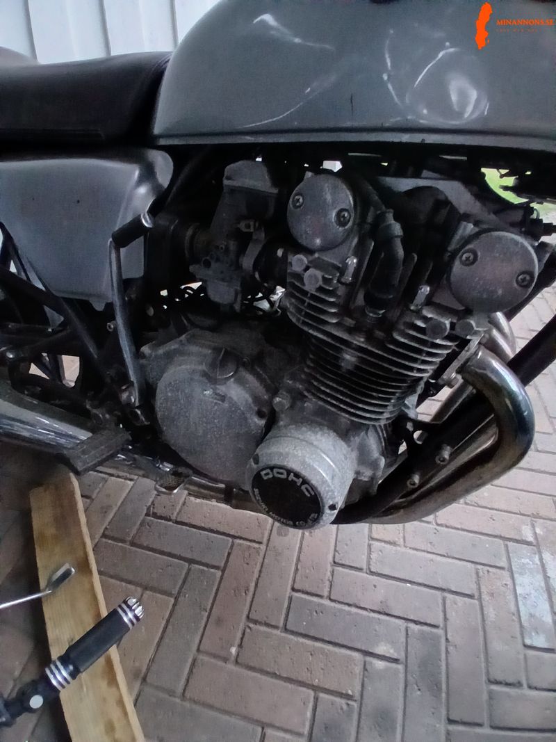 suzuki-gs-500
