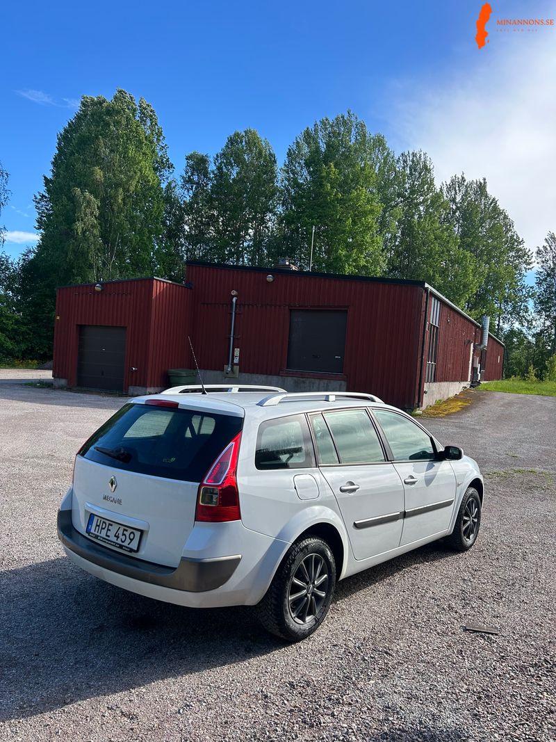 renault-renault-megane-16-16v-eco2-flex-fuel