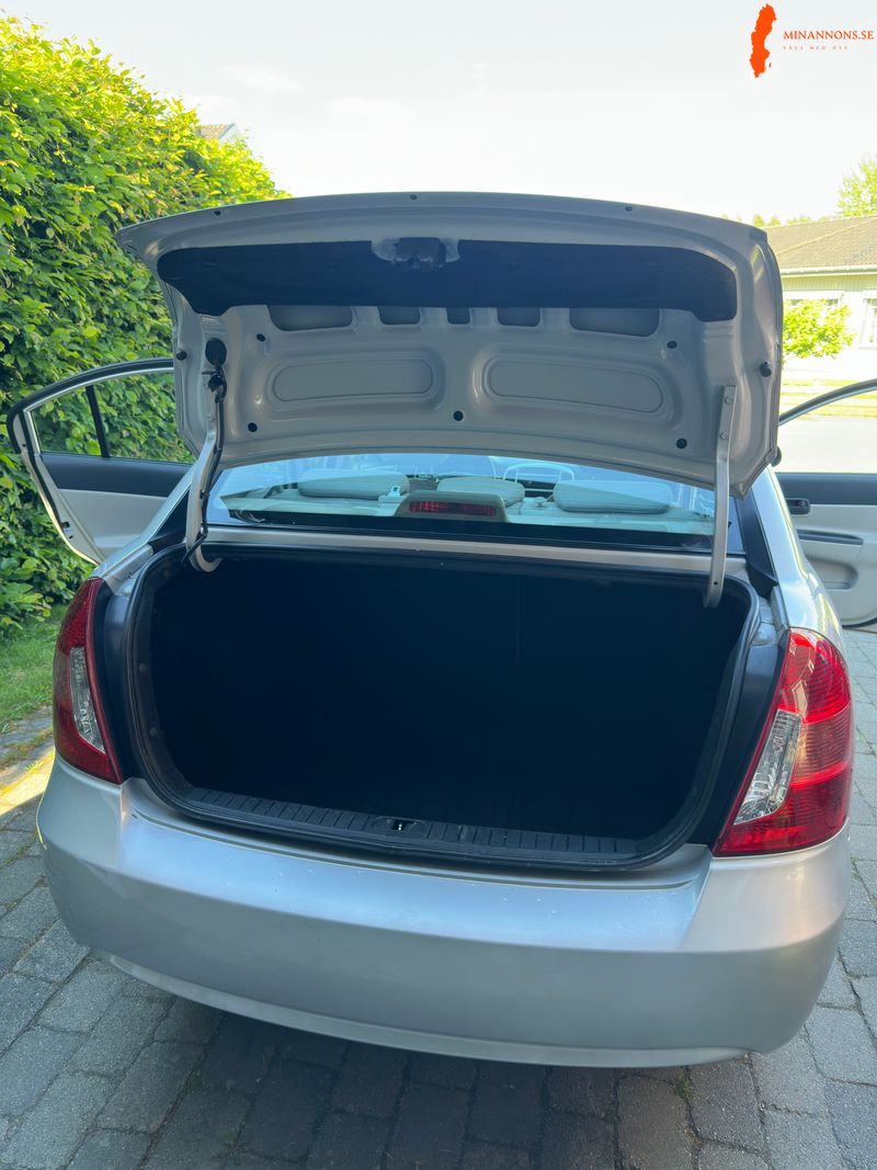 hyundai-hyundai-accent-16-m5-16-16v-fwd