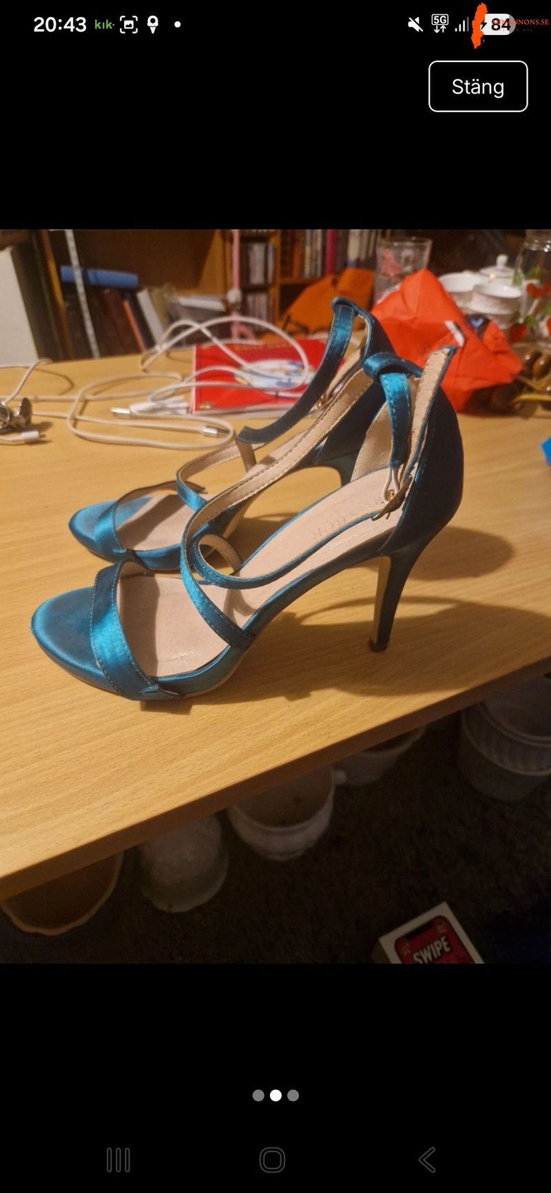 bla-satinpumps-med-smala-remmar-st-38