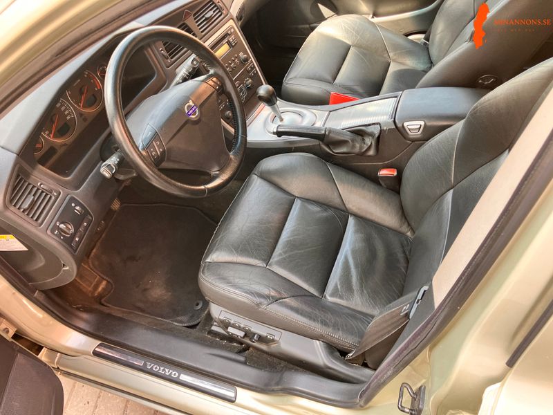 volvo-volvo-r-s60-25t-20v-fwd