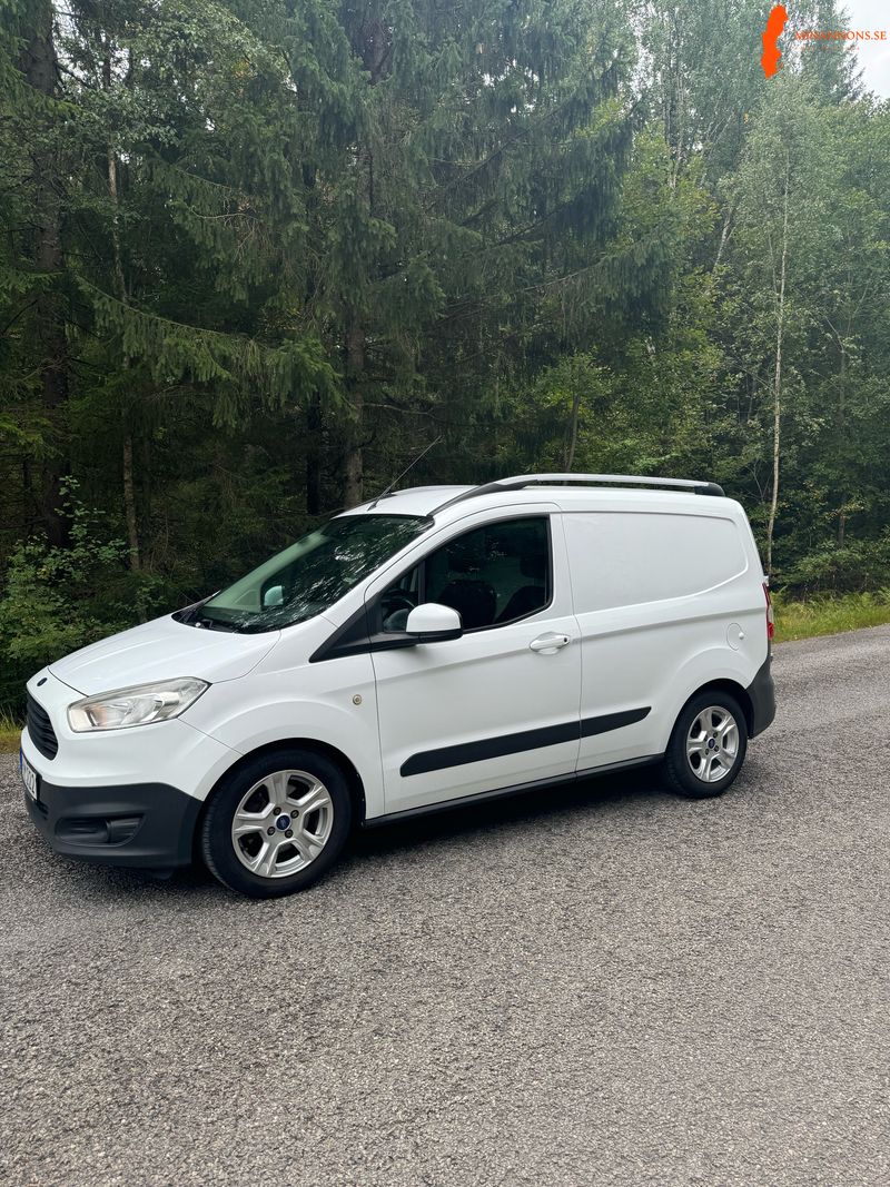 ford-transit-courier