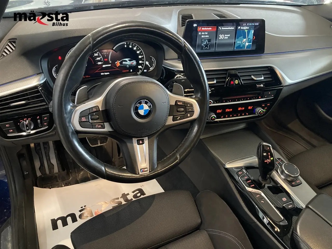 bmw-530e-iperformance-sedan-steptronic