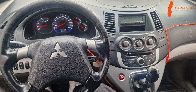 mitshubishi-grandis-7-sits-diesel-manuellt-07