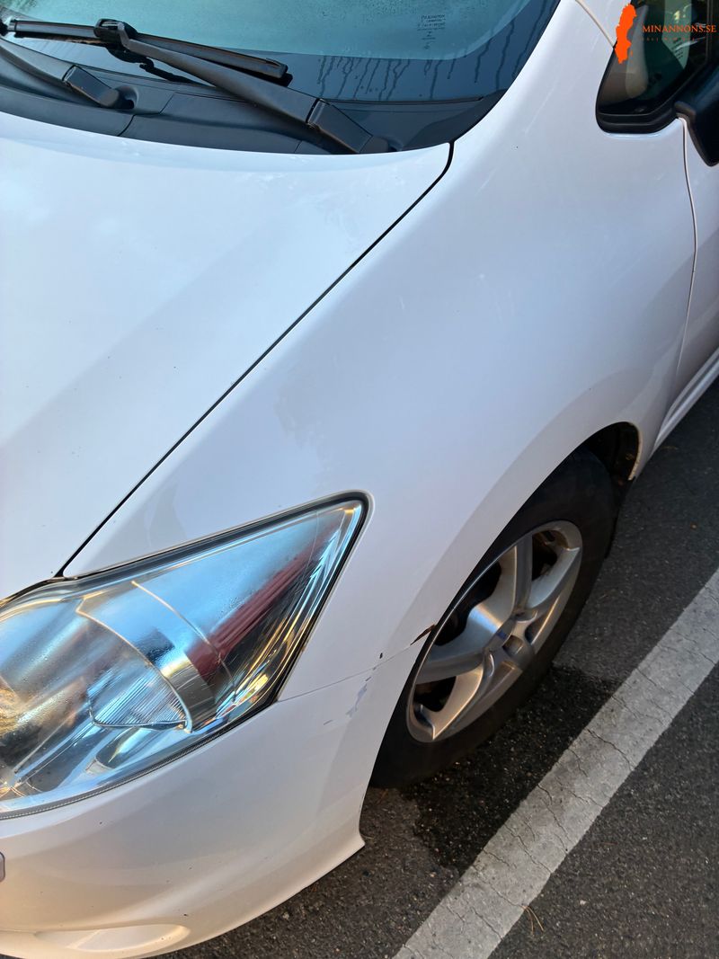 toyota-toyota-auris-14-d-4d-fwd