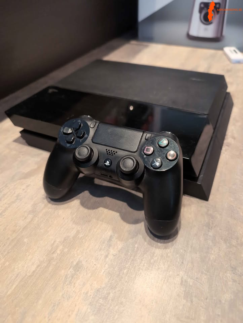 playstation-4-saljes-i-fint-skick