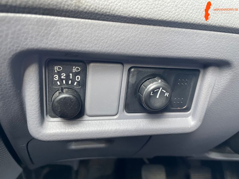 nissan-nissan-primera-18i-16v-fwd