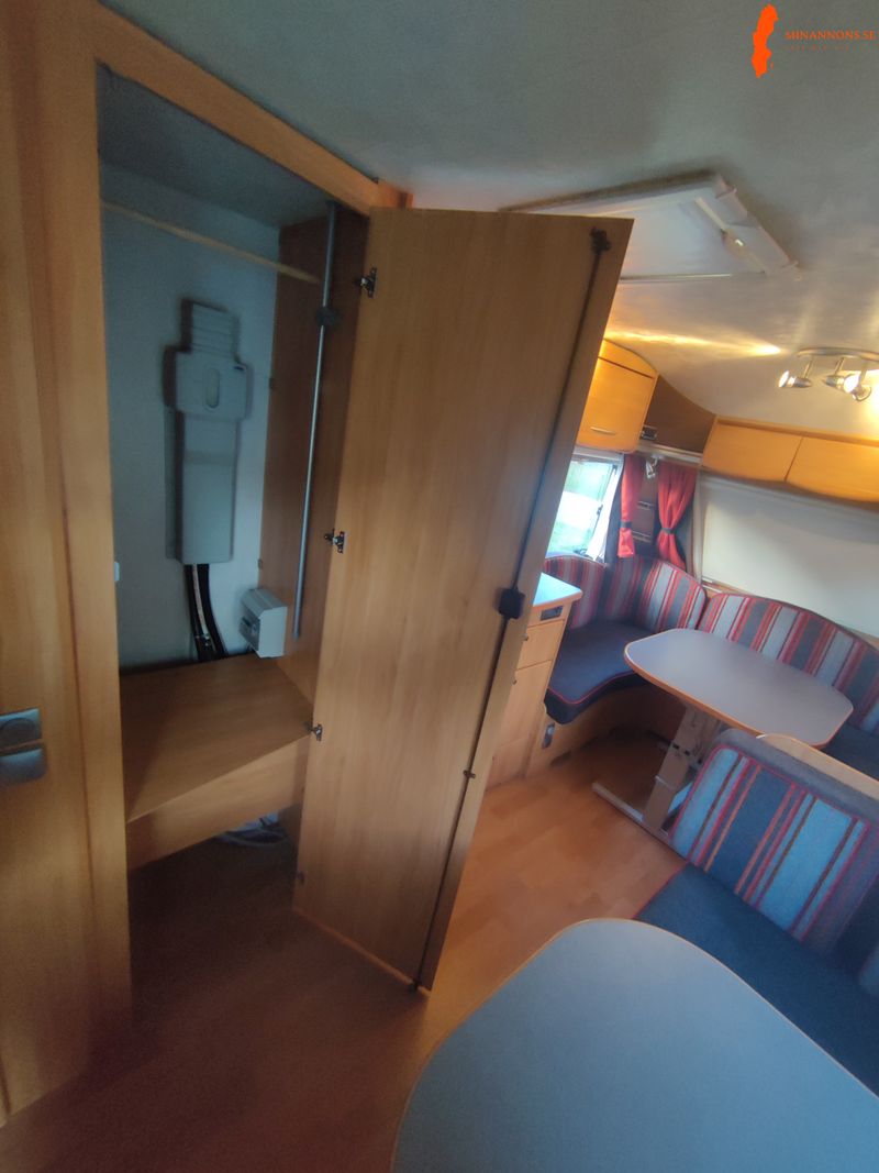 adria-andora-502-uk-07
