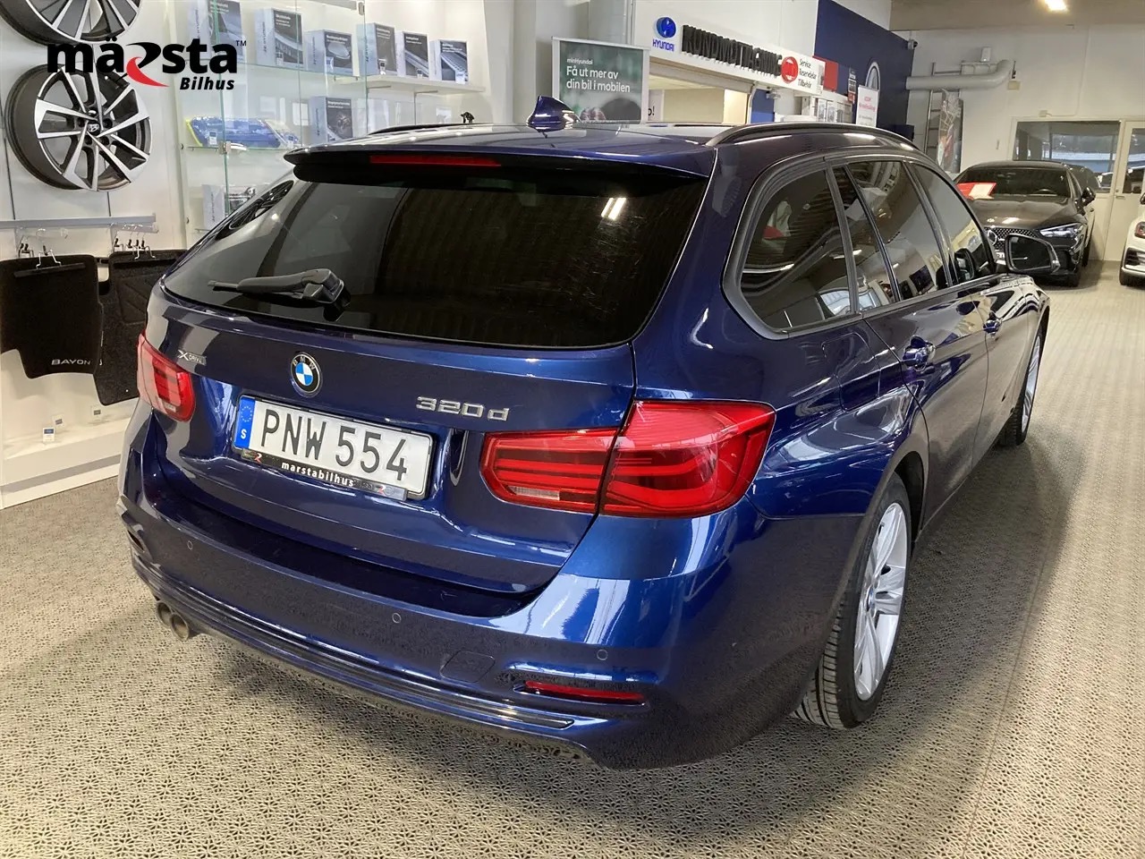 bmw-320d-xdrive-touring-steptronic