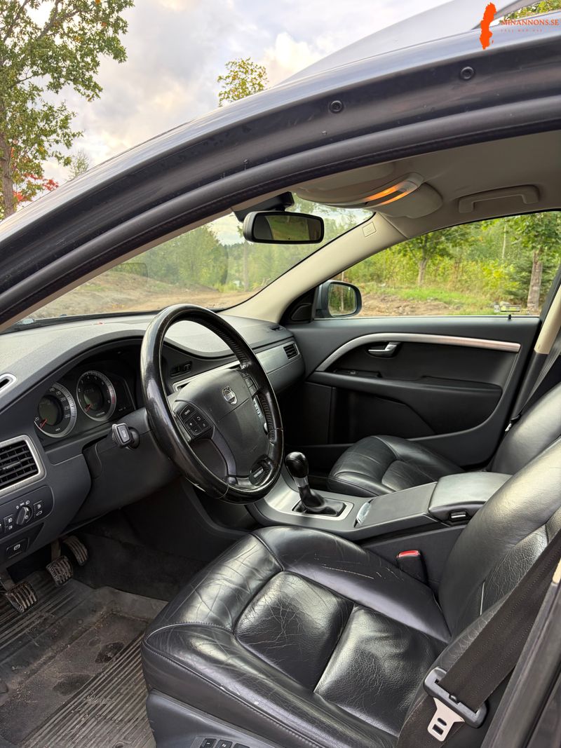 volvo-v70-ii-25-ft-fwd-summum