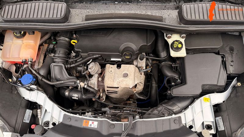 ford-grand-c-max-ecoboost-10-2013