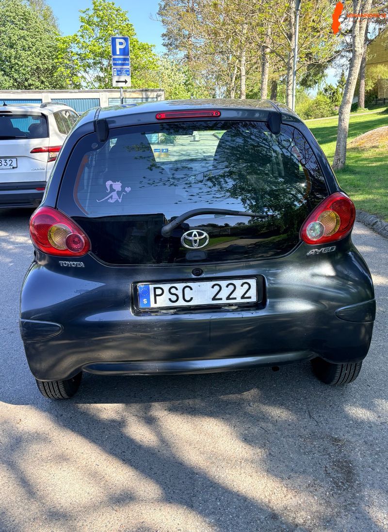 toyota-toyota-aygo-10-12v
