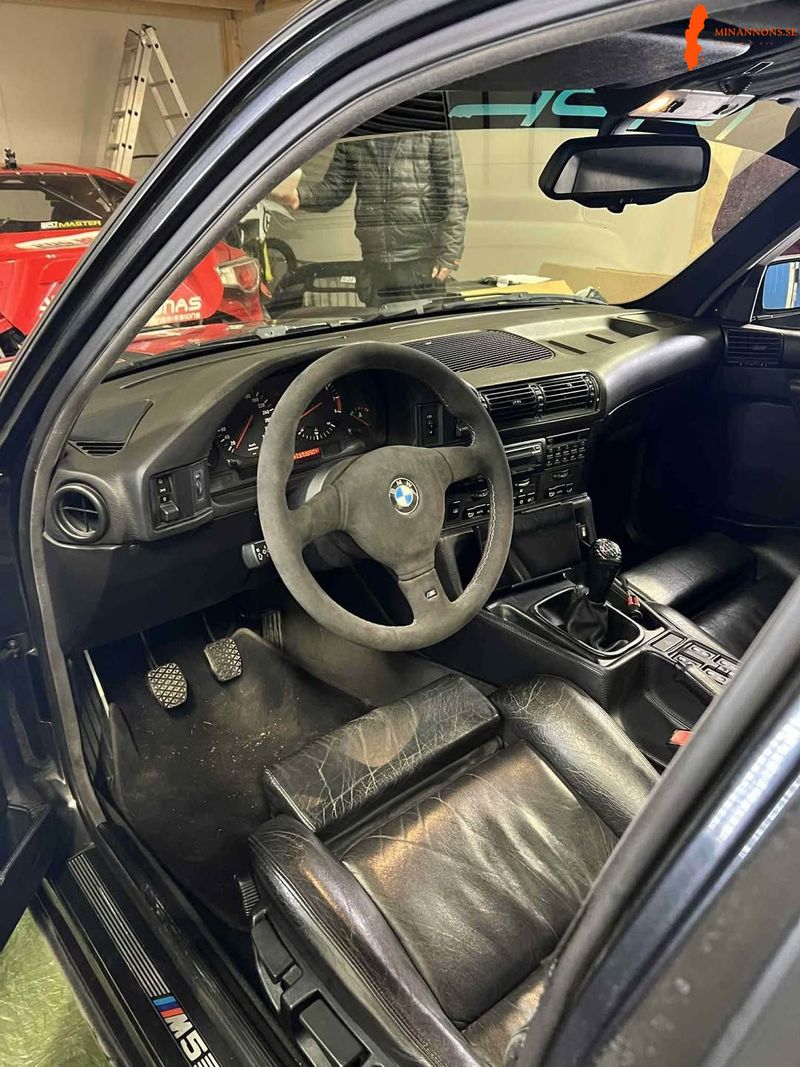 bmw-m5-sedan-manuell-1993
