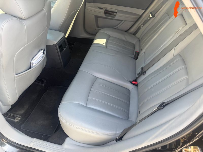 chrysler-chrysler-300c-touring-27-24v