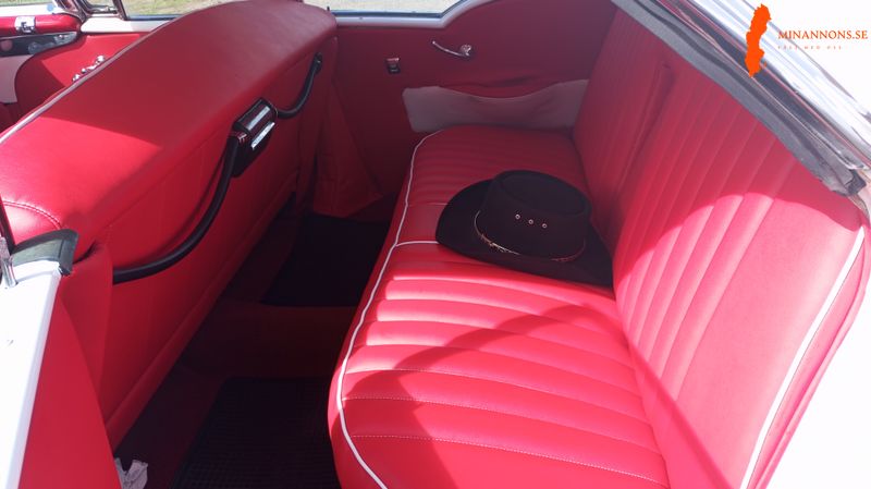 oldsmobile-starfire-1957-4dr-ht