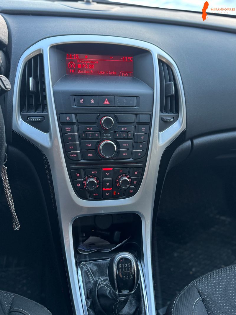 opel-astra-sports-tourer-17cdti