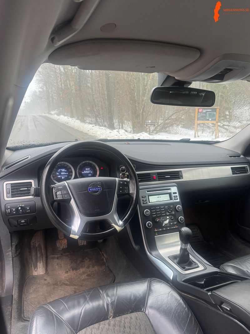 nybesiktad-volvo-v70-16drivee-2011