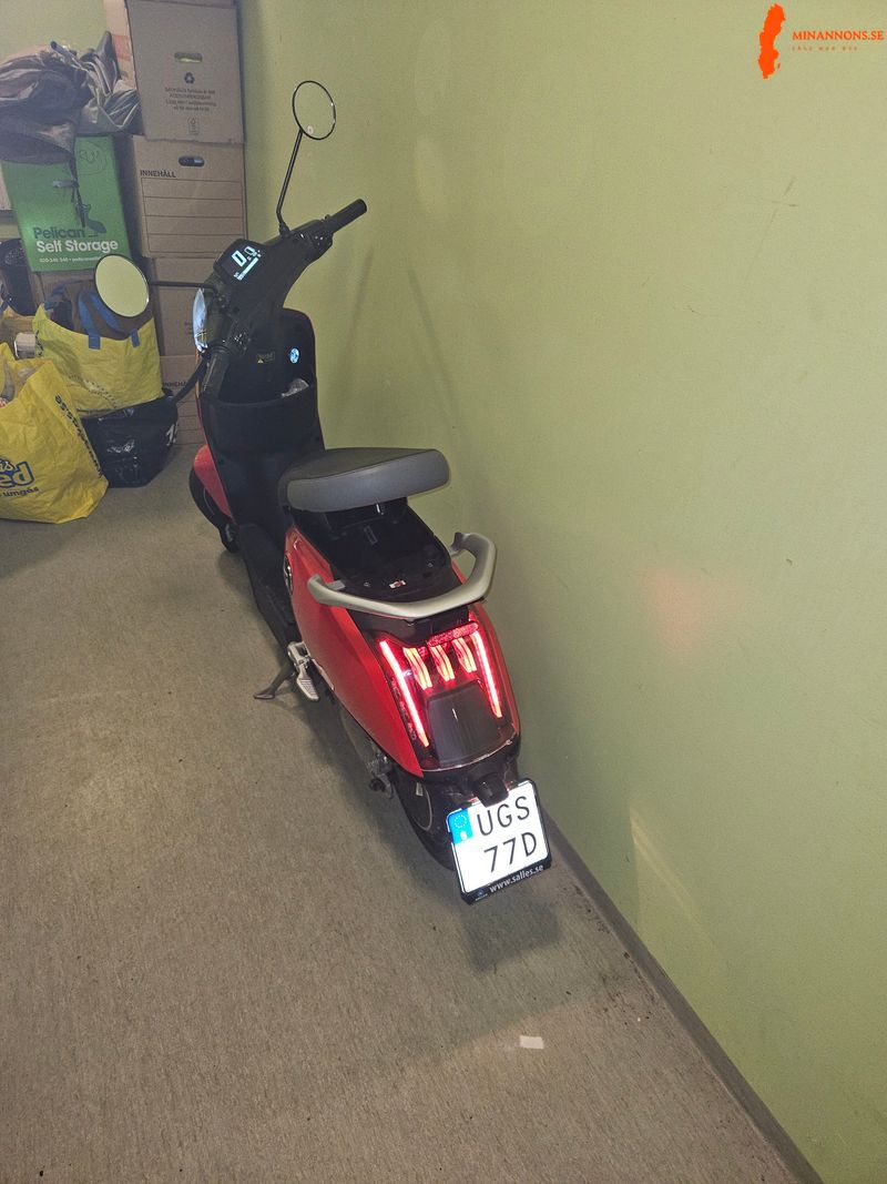 super-soco-cux-el-moped