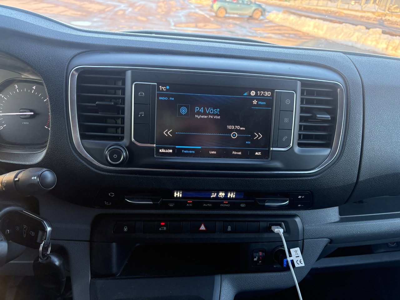 peugeot-expert-panel-van-10t-16-bluehdi-115