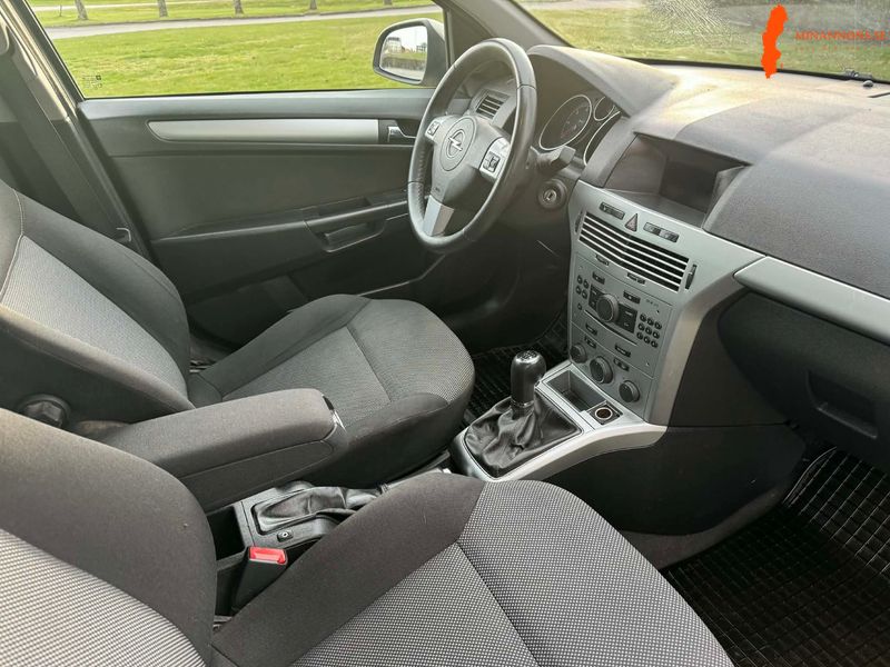 opel-astra-caravan-17-cdti-ecotec-manuell