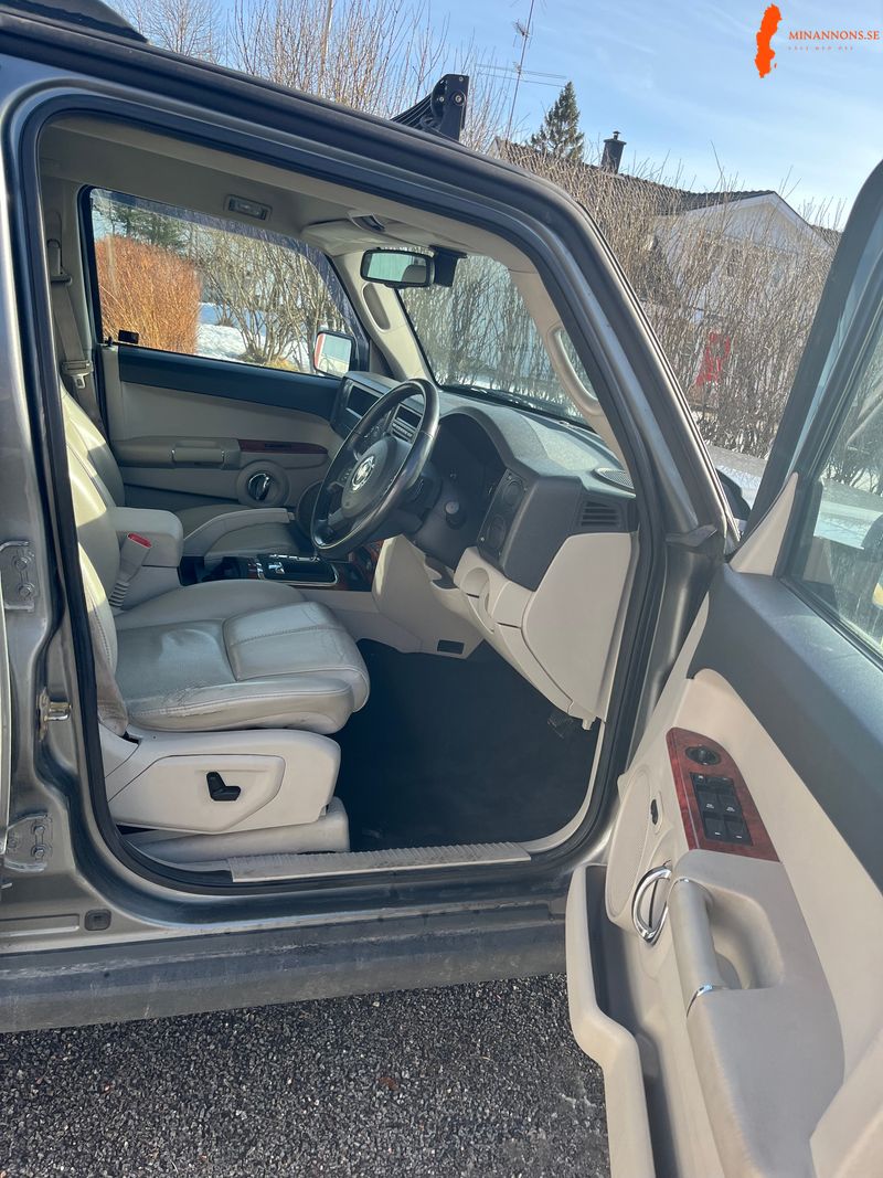 jeep-commander-30l-crd-epa-a-traktor